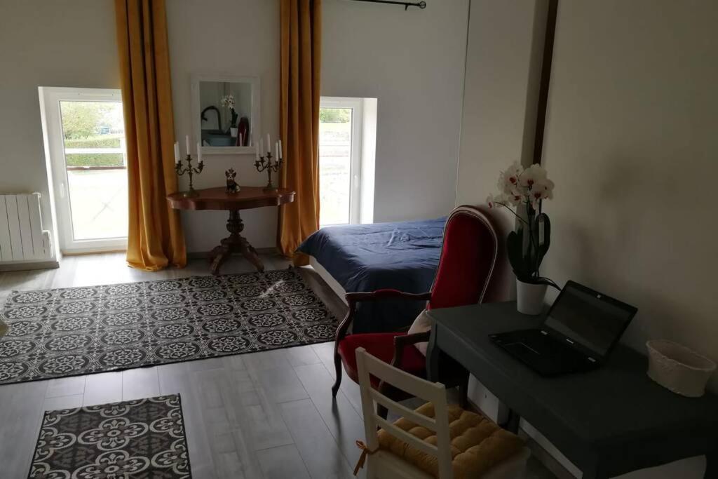 Les Ecuries Du Chateau Apartment Commes